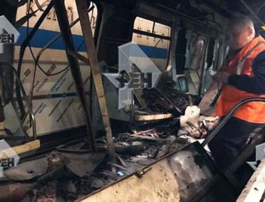 Εικόνες και βίντεο από το μετρό της Αγ. Πετρούπολης μετά την έκρηξη - Αναγνωρίστηκε ο βομβιστής